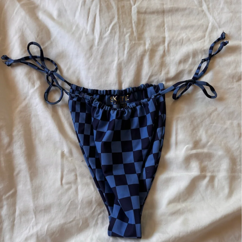 Skatie Kristen bottom - St. Martin - Picture 6 of 8